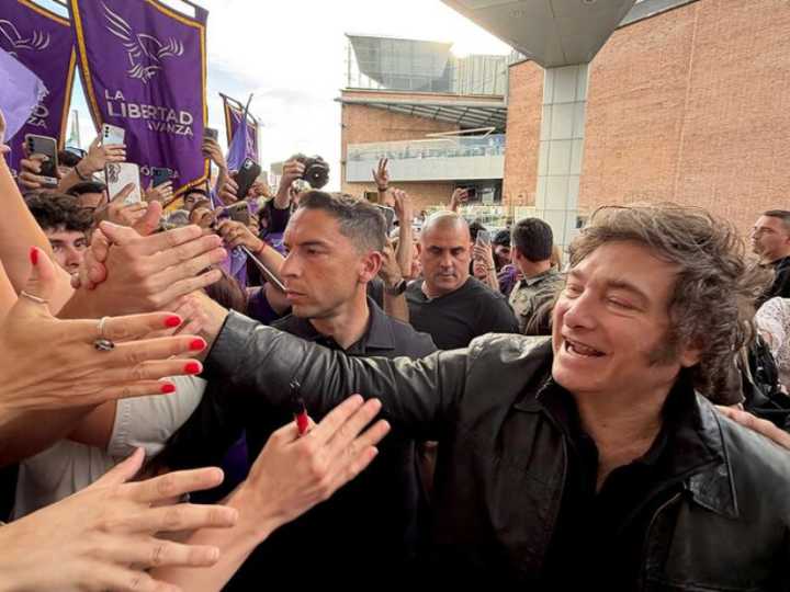 Milei sigue de gira: ahora se sube al “tour de la gratitud” y viaja a Córdoba