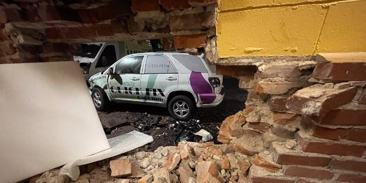 Carol House seeks help after car crashes into 3 cars, building belonging to the nonprofit veterinary clinic