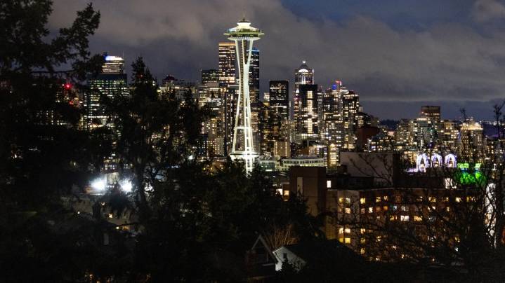 Seattle ranks America’s No. 3 most relaxed large city, though data shows a stressful balance