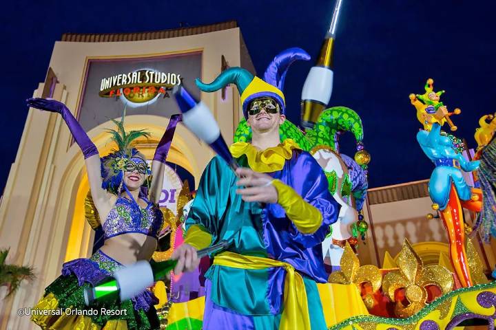 Universal Orlando anuncia regreso de Mardi Gras 2026 con desfiles, música en vivo y sabores internacionales