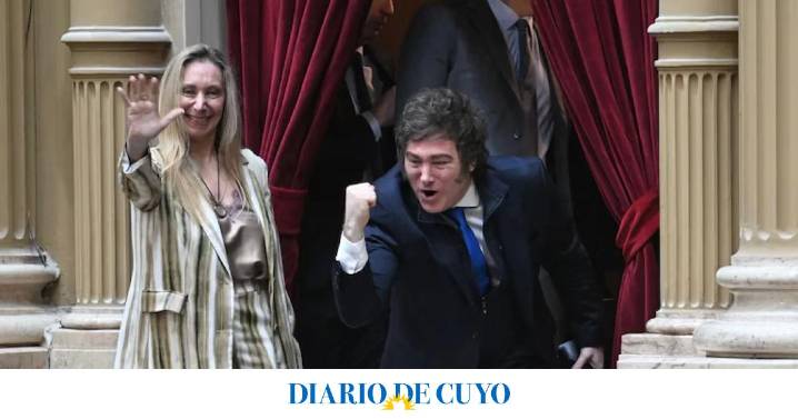 Con Javier Milei en el recinto, juran los nuevos diputados