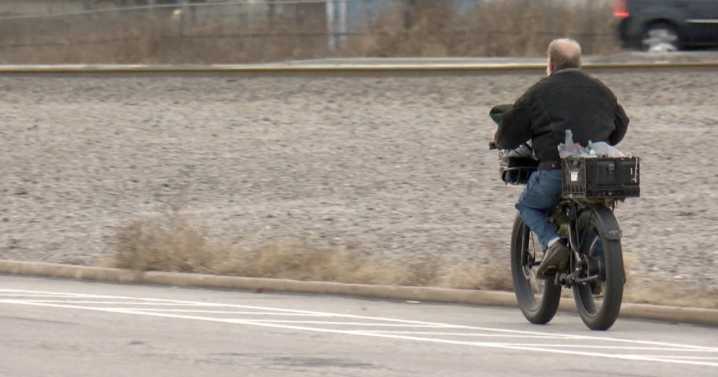 BIKE LANES: West Tulsa neighbors discuss bike lanes near Red Fork Depot