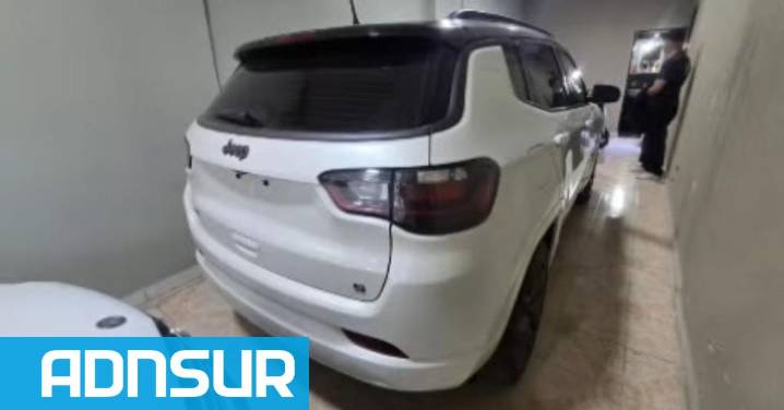 22:49 Cayó una banda criminal en Comodoro: secuestraron un arsenal y un vehículo “mellizo”