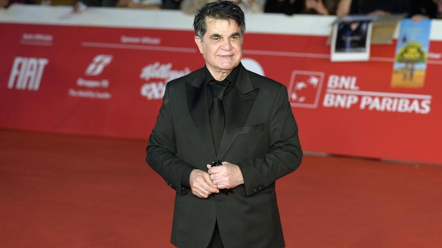 Un tribunal de Irán condena a un año de prisión al director de cine Jafar Panahi por rebeldía