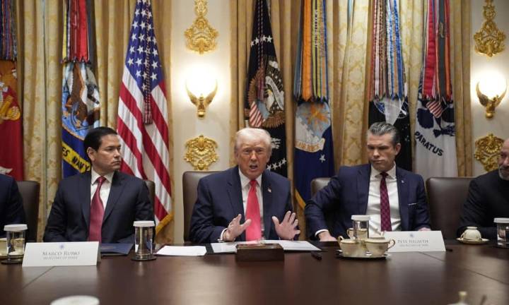 Trump advierte que cualquier país que trafique droga hacia EEUU “está sujeto a ataques”