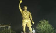 India recibe a Messi con una espectacular estatua rumbo al Guinness