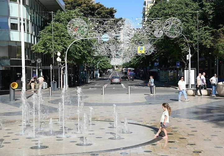 El tramo final de la Rambla de Alicante se 'peatonaliza' por Navidad: fechas y horarios de los cortes de tráfico