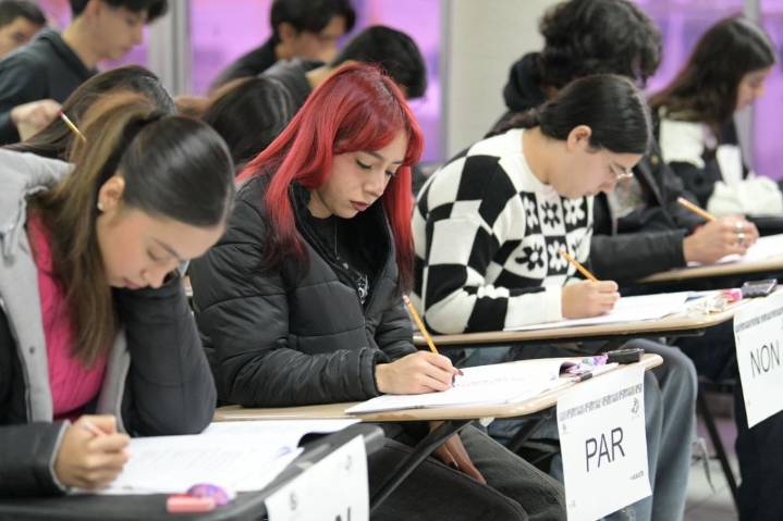 Recibe UACH a más de 4 mil aspirantes para presentar el Examen CENEVAL