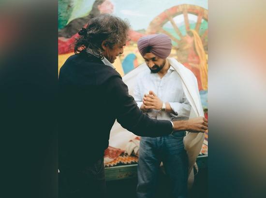 After 'Chamkila', Diljit Dosanjh again collaborates with director Imtiaz Ali; wraps up shooting for new project Photo Source: ANI [ FULL VIEW ]