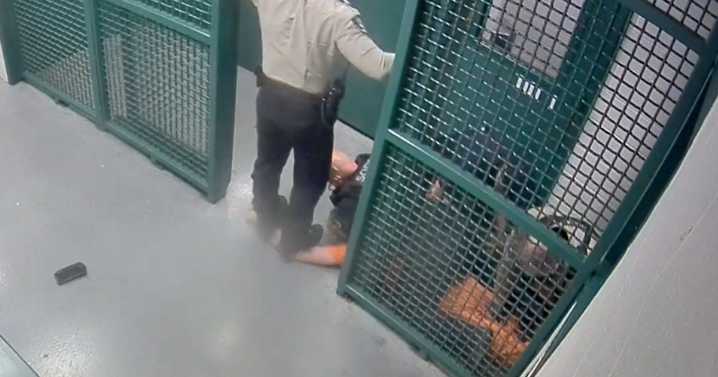 Aurora detention officer accused of excessive force during incident with detainee