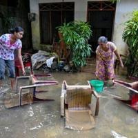 Rain forecasts raise fears in flood-hit Indonesia, Sri Lanka