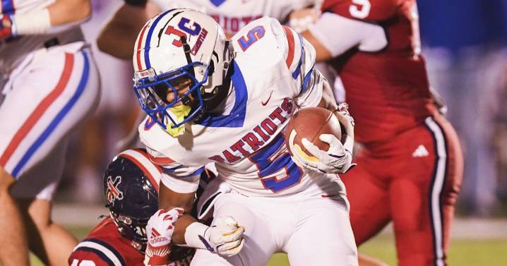 Recap semifinals in the New Orleans area from the 2025 high school football playoffs