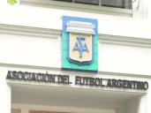Argentina: allanan la AFA y 17 clubes por investigación de lavado de dinero
