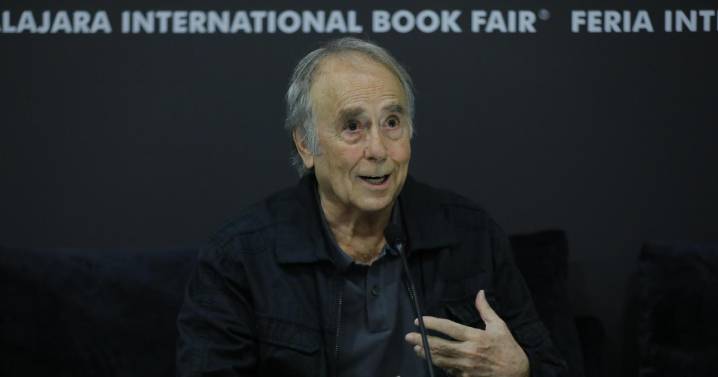 Serrat en México como «un barcelonés más»: «Se llega a la vida cantando y así me gustaría que me despidieran»
