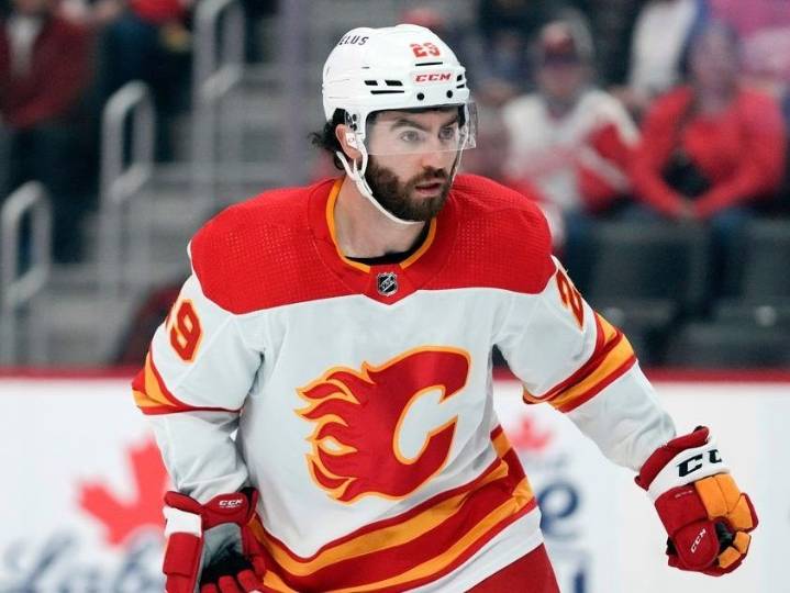 St. Louis Blues sign forward Dillon Dube to AHL tryout