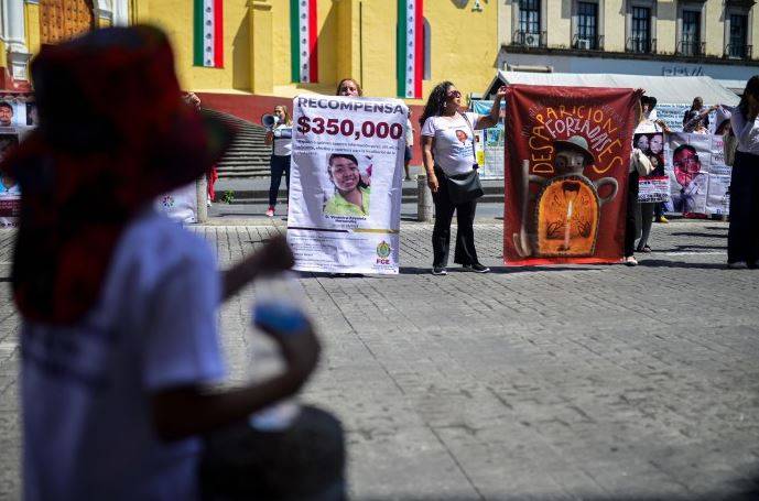 Identifican cuerpos en Semefos: colectivo