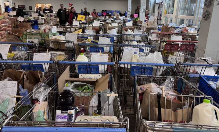 Edmonds Food Bank receives $250,000 grant from Amazon