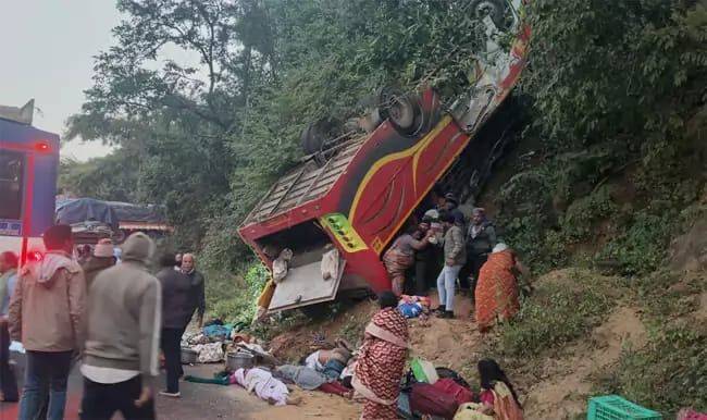 Andhra: Nine pilgrims killed, several injured after bus falls into gorge near Rajugarimetta