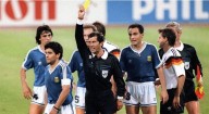 “Pude haber expulsado a Maradona”; Codesal