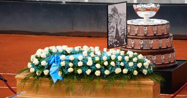 'My Way:' Hundreds honor the late tennis great Nicola Pietrangeli at Rome memorial