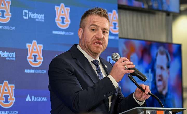 Alex Golesh describes his offense, says who will call plays