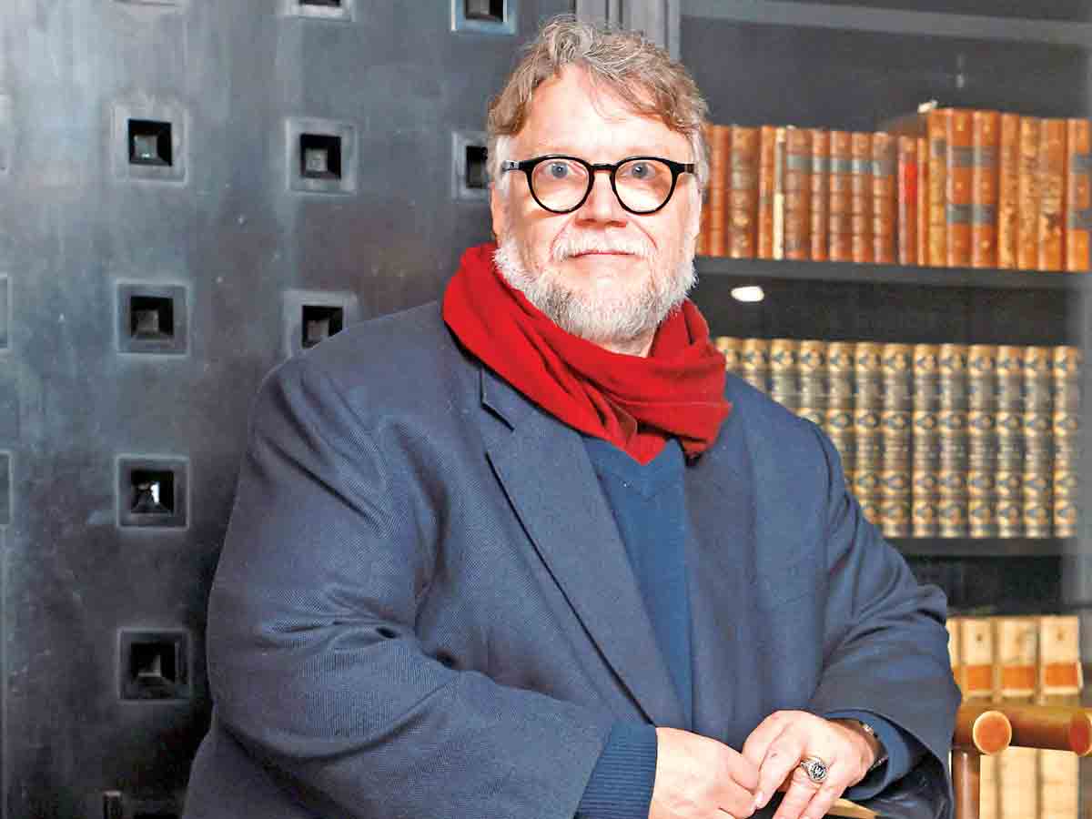 Guillermo del Toro y Diego Luna mexicanos al grito de los... Globos de Oro 2026