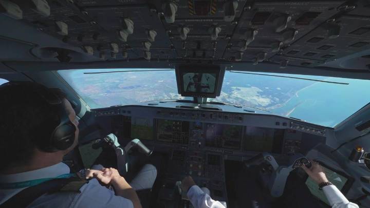 Binter inaugura sus vuelos a Sevilla