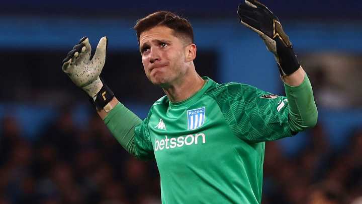 Racing le ganó por penales a Tigre y enfrentará a Boca en semifinales Tras igualar 0 a 0 en los 90' y en el alargue, la Academia se impuso desde los doce pasos ante el Matador en el Cilindro de Avella