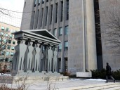 Trading firm accused of fraud clears hurdle to restart