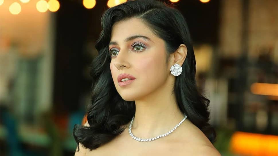 Divya Khossla Addresses Divorce Rumours With Bhushan Kumar, Says Bollywood 'Filled With Crocodiles'