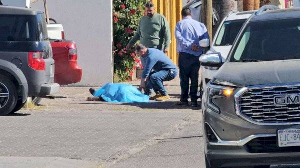 Muere adulto mayor luego de caerle un aire acondicionado en la San Felipe