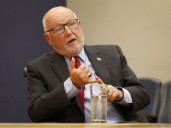 'Canada can do what it wants on the F-35,' says U.S. ambassador, who says debate does 'irritate' him