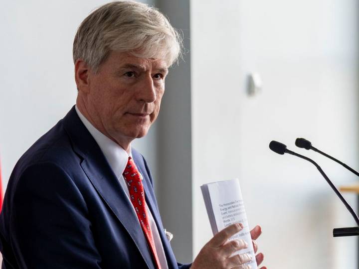 Carney's energy chief open to negotiating on clean power rules