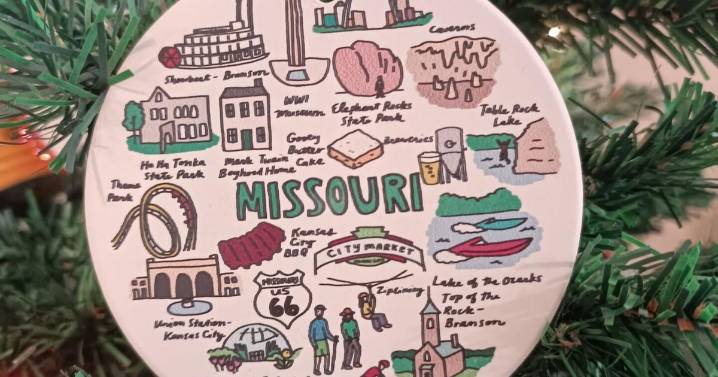 16 last-minute gift ideas for the St. Louisan on your list