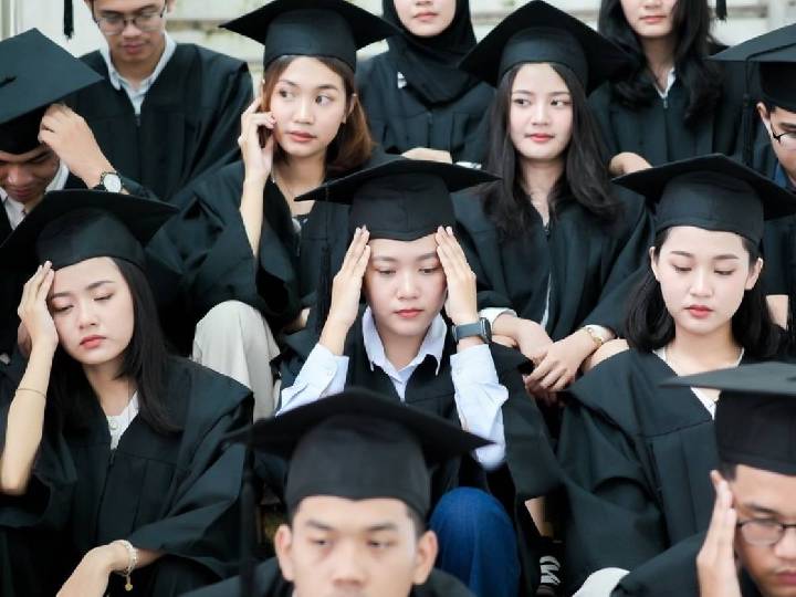 ¡Cuidado! Estas son las profesiones que no debes estudiar en 2026 según expertos