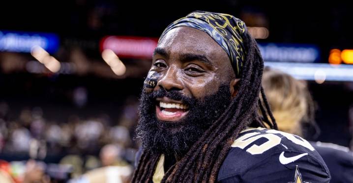 Saints LB Demario Davis named one of eight finalists for Art Rooney Sportsmanship Award