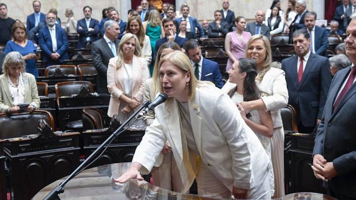 Scaglia y Provincias Unidas: del rol de árbitro al momento "shockeante" que vivió en el recinto