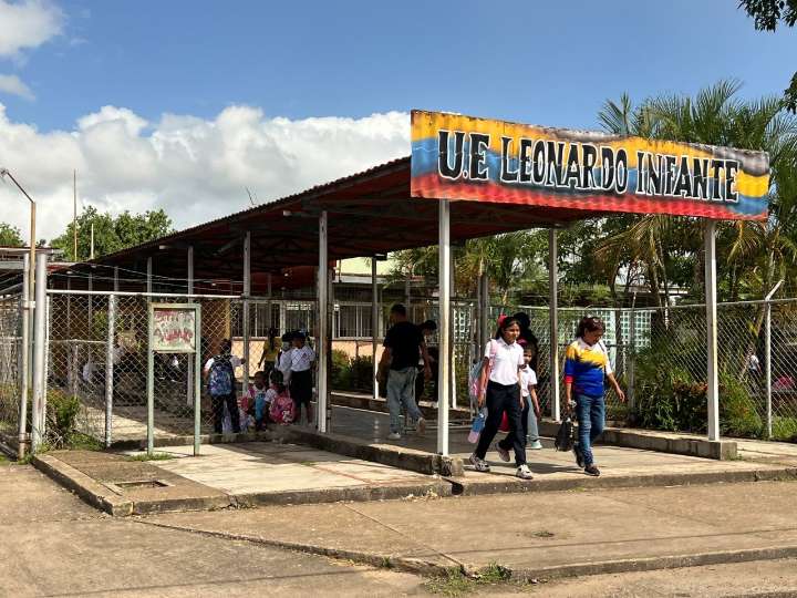 Planteles educativos reportan baja asistencia de estudiantes por temporada decembrina