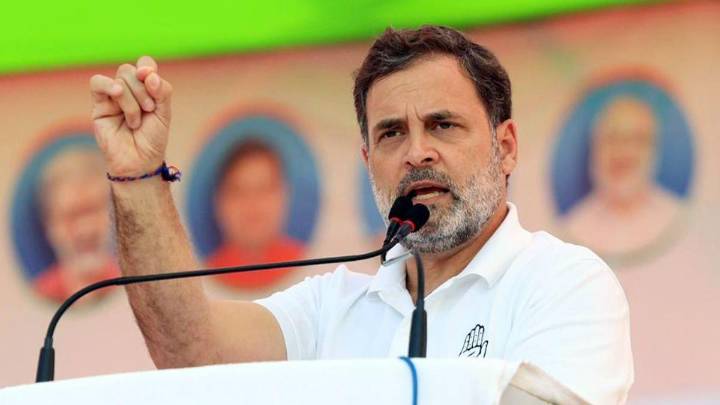 Centre tells visiting dignitaries not to meet LoP; they do this every time: Rahul ahead of Putin's visit