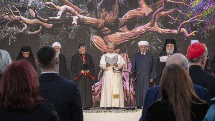 La trascendencia del viaje de León XIV a Líbano: "Las familias son las que más sufren en las crisis y la Iglesia hace mucho para ayudarles"