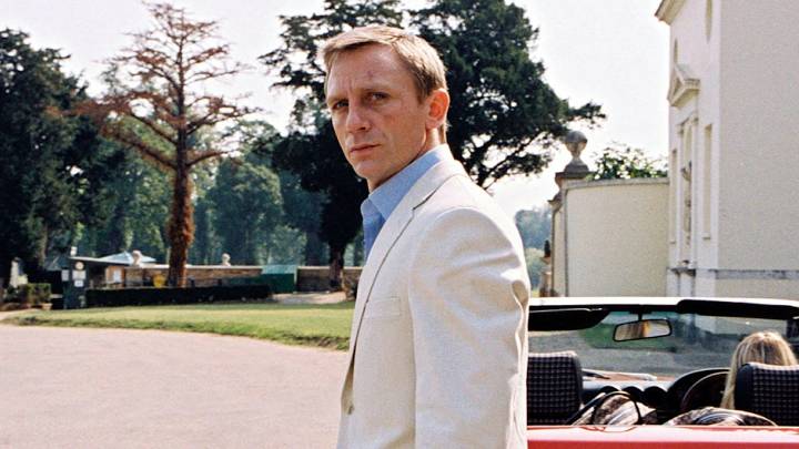 Tom Hardy and Daniel Craig's gangster thriller remains a 'masterpiece' after 21 years