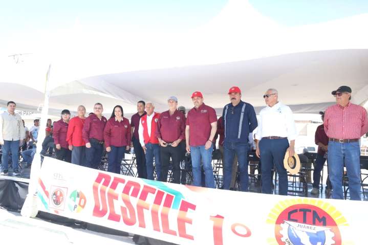 Realizan desfile del 1 de mayo
