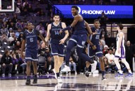 Deadspin | Road-hot Grizzlies take on injury-depleted Spurs