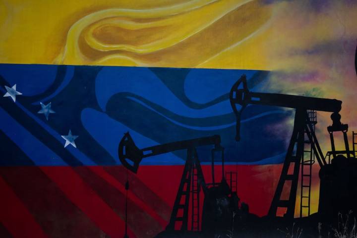 Donald Trump dice que han capturado un buque petrolero de Venezuela