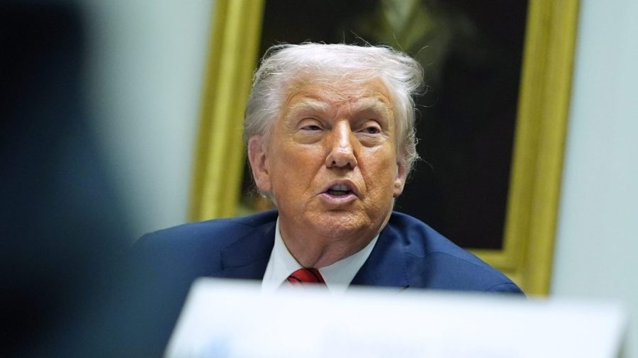 Trump handling of economy hits new low: Survey