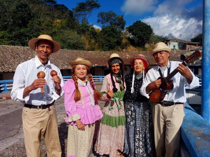 Ciudad Pontálida, de identidad y tradición