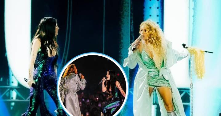 Paulina Rubio y Katteyes cantan juntas: “¡Yo no soy esa mujer!”