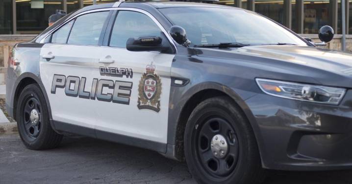Guelph man charged after leaving crash in another vehicle