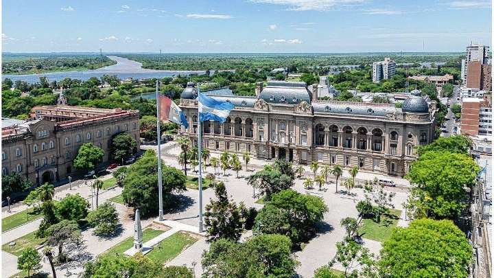 Santa Fe obtuvo financiamiento internacional por USD 800 millones para obra pública: "Es un día histórico", dijo Olivares