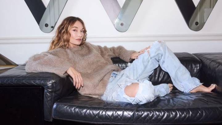 Designer Kelly Wearstler has taste people pay for. Here are her top tips for gifting